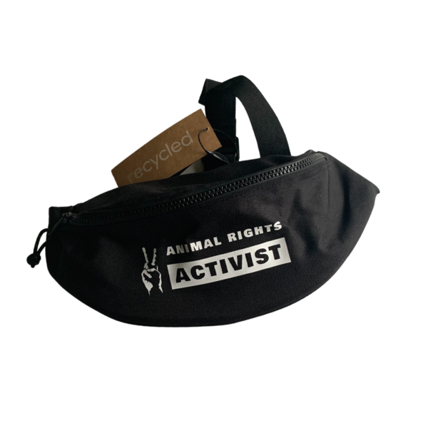 "Animal Rights Activist" Bauchtasche aus recycelten PET-Flaschen (schwarz)