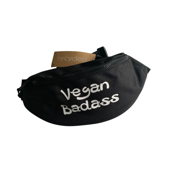 "Vegan Badass" Bauchtasche aus recycelten PET-Flaschen (schwarz)